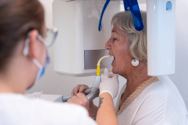 Best Emergency Root Canal Therapy in Howland Center, OH